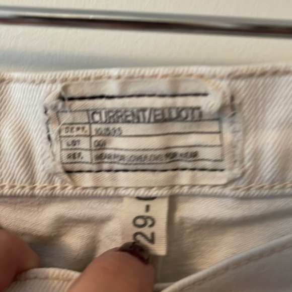 Current Elliot distressed, cream color, jeans, size 29 in seem 26 skinny - Picture 3 of 4